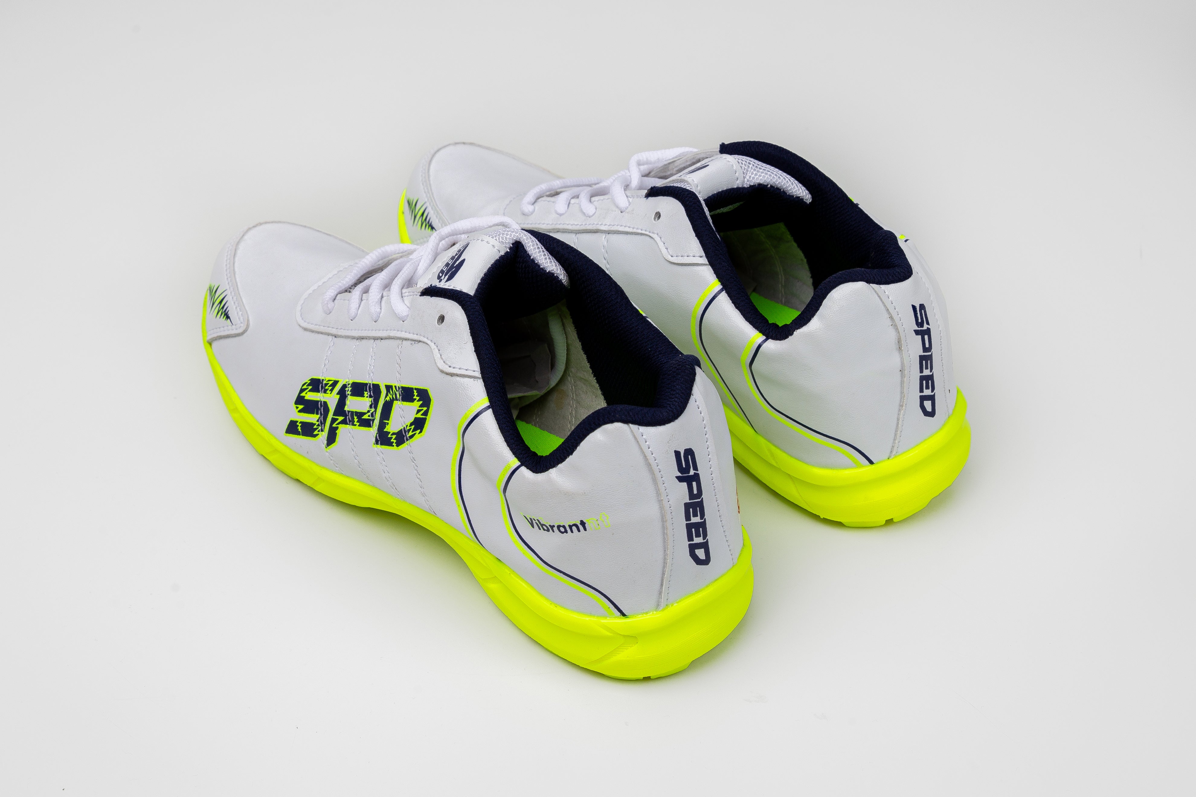 VIBRANT - CRICKET SHOE