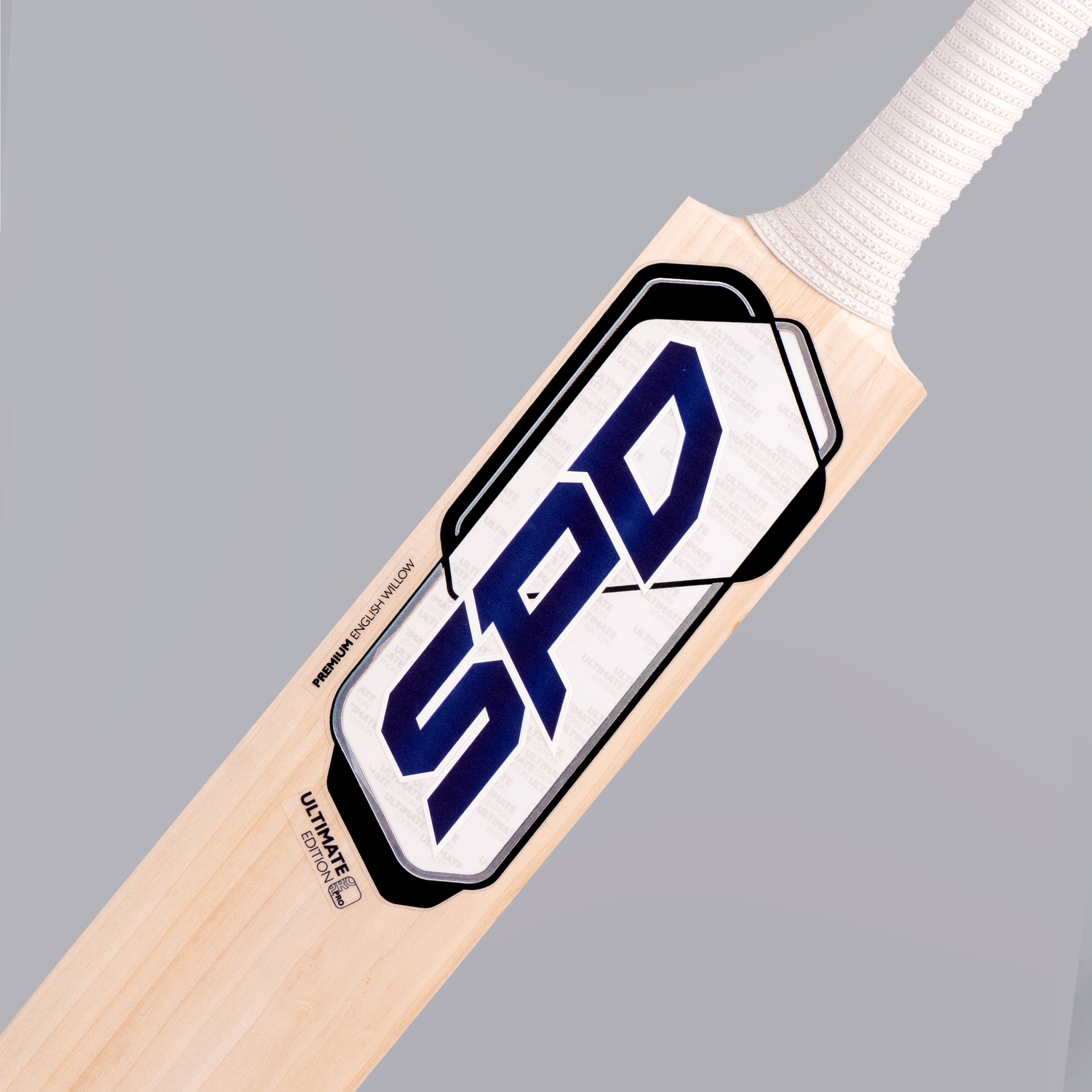 ULTIMATE CRICKET BAT